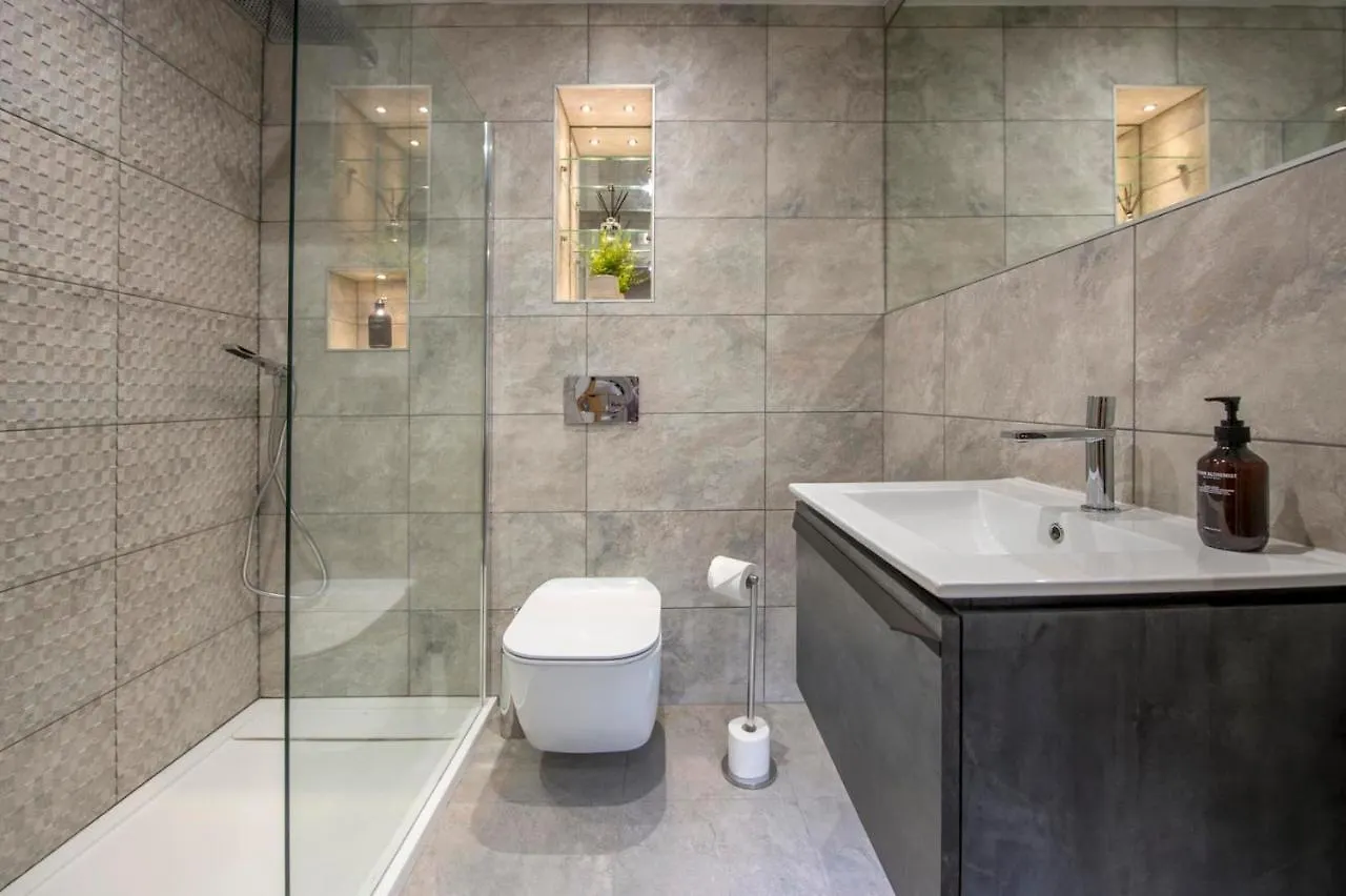 The Quadrant - The Palm Suite يورك 0*,
